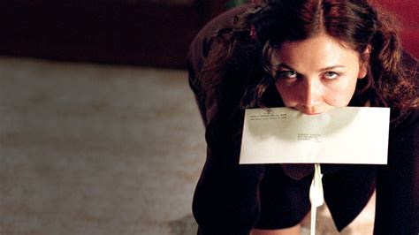 Secretary (2002): Where to Watch and Stream Online .